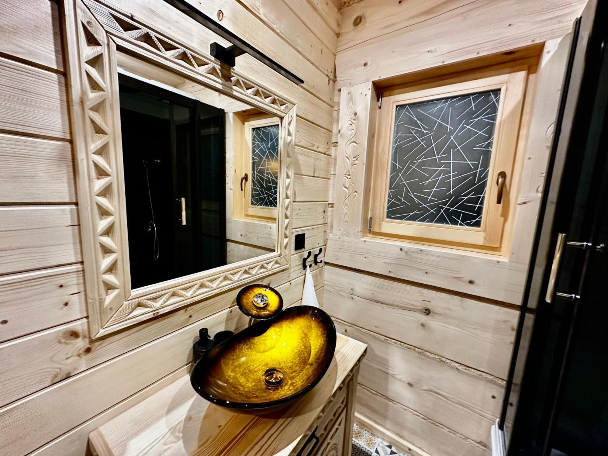 Вилла Goralska Osada Tatra House Z Jacuzzi Бялка-Татшаньска Экстерьер фото